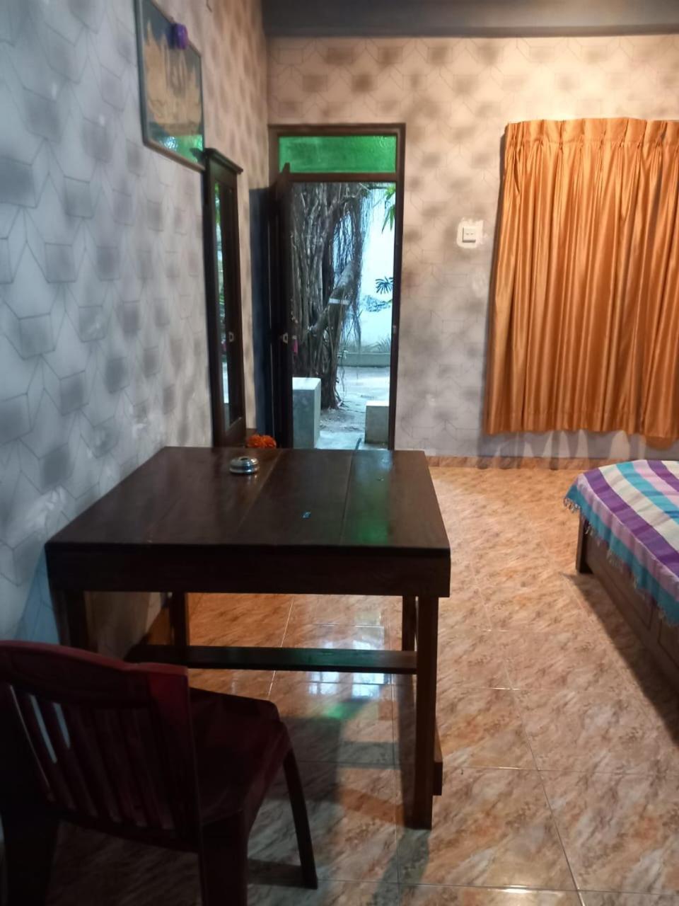 Suninn Hostel And Surf School Weligama Kültér fotó