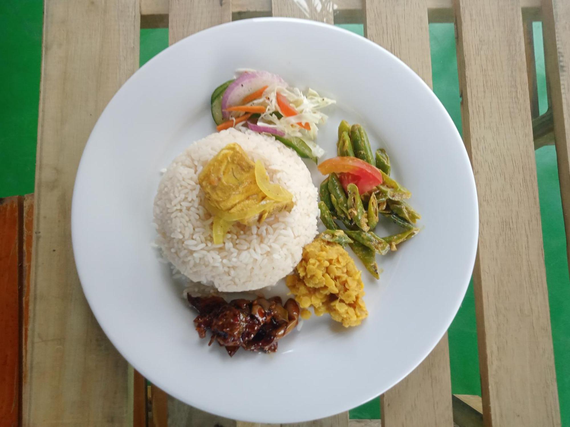 Suninn Hostel And Surf School Weligama Kültér fotó